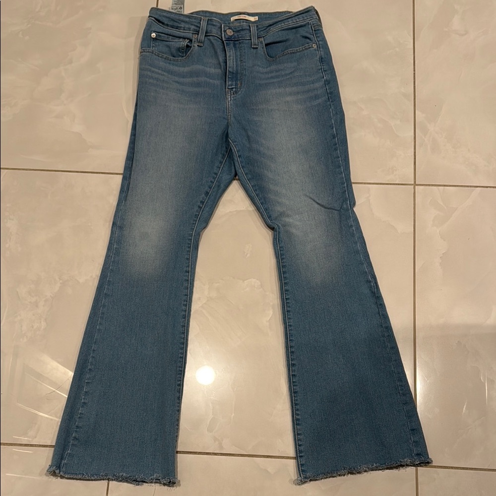 Levi's Women's 726™ High-Rise Flare
Jeans - Light Of My Life 31